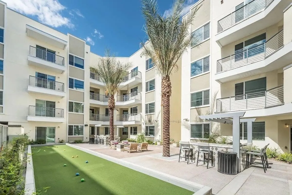 Apartment Cozysuites Paradise Under The Palms With Pool! 21 Phoenix United States